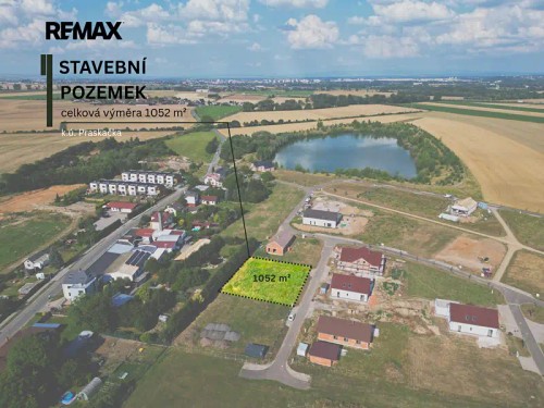 Prodej stavebního pozemku 1052 m²