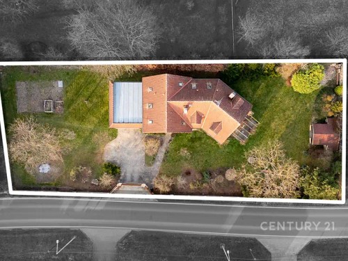 Prodej domu 242 m², pozemek 1 m²