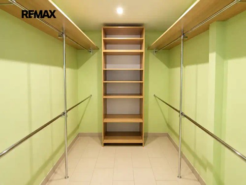 Prodej domu 524 m², pozemek 1519 m²