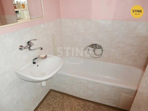 Prodej domu 200 m², pozemek 1747 m²