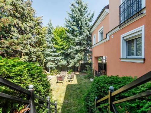 Prodej domu 715 m², pozemek 894 m²