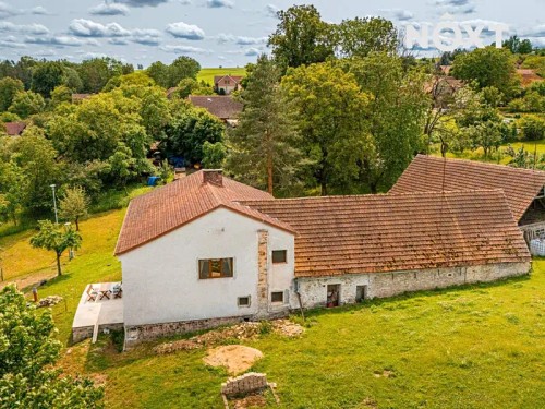 Prodej zemědělské usedlosti 394 m², pozemek 12289 m²