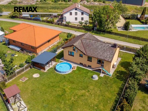 Prodej domu 204 m², pozemek 1006 m²