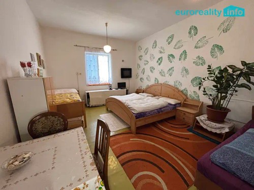 Prodej domu 450 m², pozemek 1562 m²