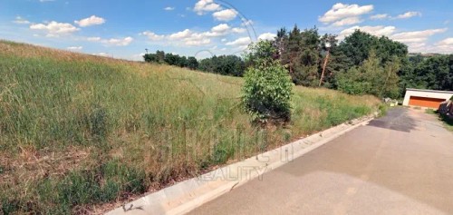 Prodej stavebního pozemku 1551 m²