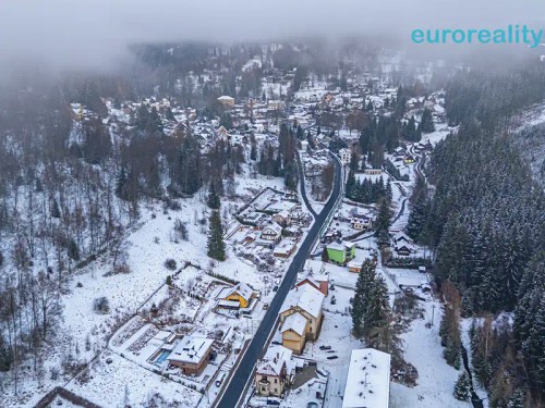 Prodej stavebního pozemku 1000 m²