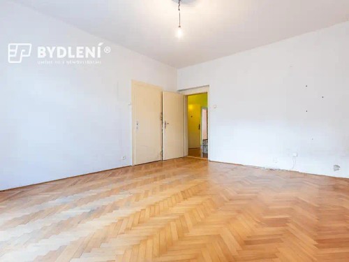 Prodej domu 360 m², pozemek 587 m²