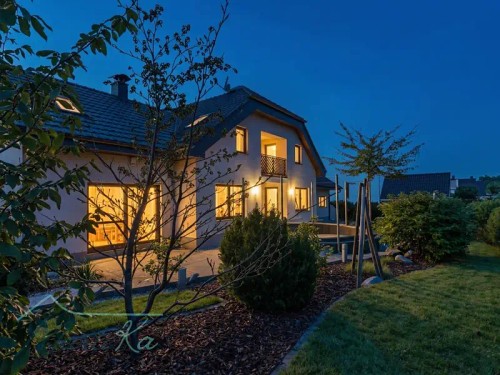 Prodej domu 392 m², pozemek 973 m²