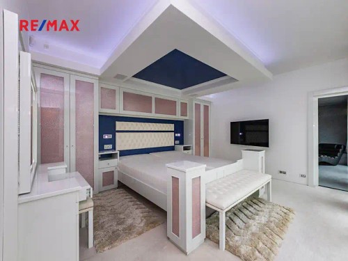 Prodej domu 365 m², pozemek 623 m²