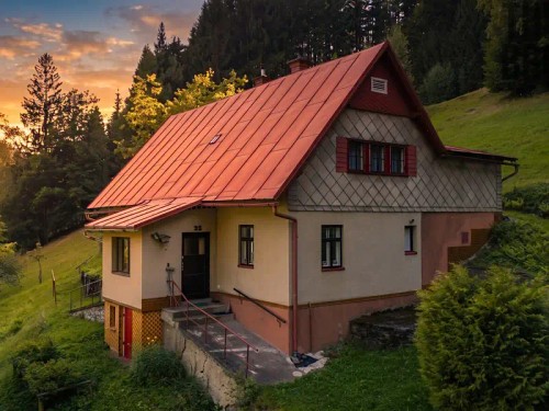 Prodej domu 207 m², pozemek 12781 m²