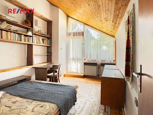 Prodej domu 260 m², pozemek 2300 m²