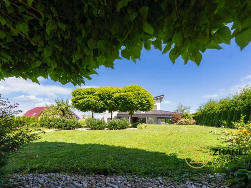 Prodej domu 351 m², pozemek 1603 m²
