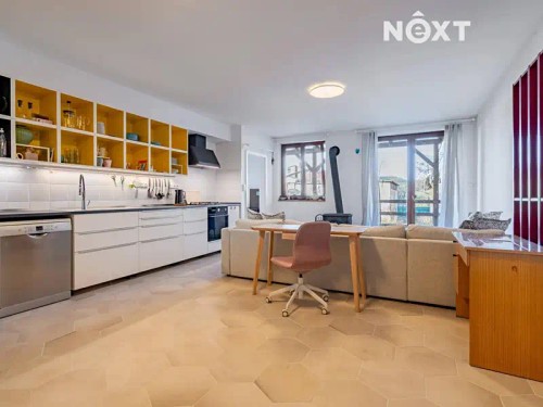 Prodej zemědělské usedlosti 1400 m², pozemek 9526 m²