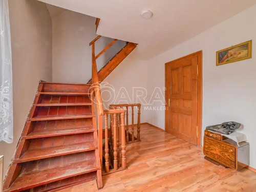 Prodej domu 306 m², pozemek 954 m²