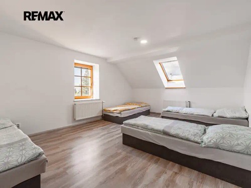 Prodej domu 361 m², pozemek 1335 m²