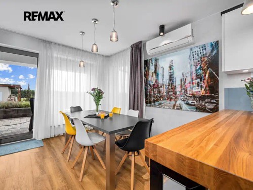 Prodej domu 304 m², pozemek 2708 m²