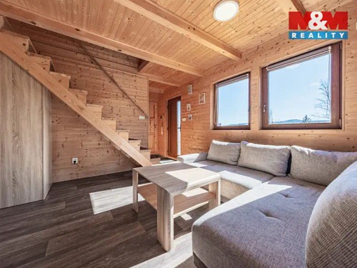 Prodej chaty 90 m², pozemek 57 m²