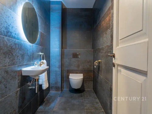 Prodej domu 268 m², pozemek 895 m²