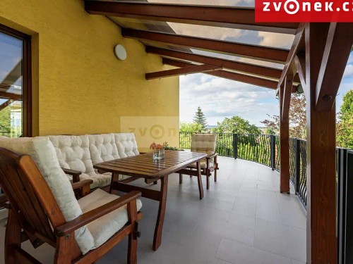 Prodej vily 540 m², pozemek 1700 m²
