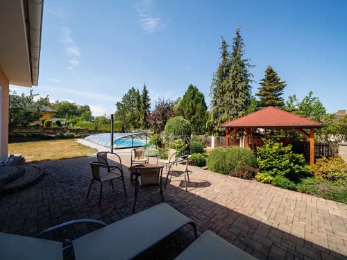 Prodej domu 300 m², pozemek 1491 m²