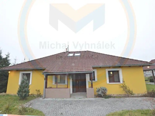 Prodej domu 154 m², pozemek 1244 m²