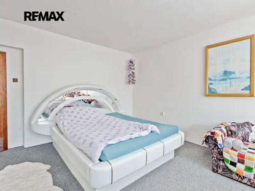 Prodej domu 290 m², pozemek 1221 m²