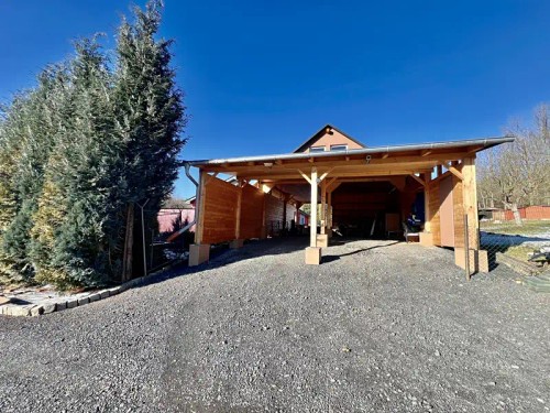Prodej domu 250 m², pozemek 1148 m²