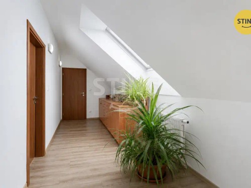 Prodej domu 708 m², pozemek 8148 m²
