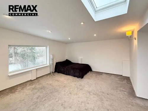Prodej vily 355 m², pozemek 905 m²