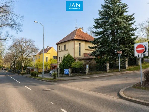 Prodej domu 331 m², pozemek 637 m²