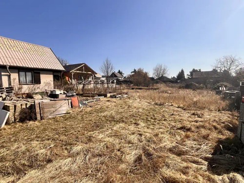 Prodej stavebního pozemku 1713 m²