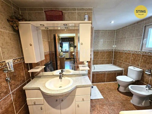 Prodej domu 210 m², pozemek 1778 m²