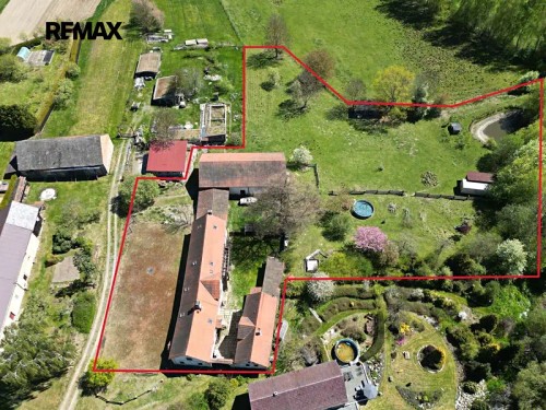 Prodej zemědělské usedlosti 725 m², pozemek 7880 m²
