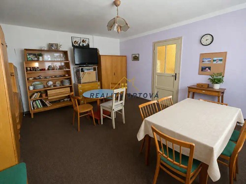Prodej domu 179 m², pozemek 3930 m²