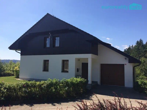 Prodej domu 180 m², pozemek 447 m²