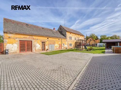 Prodej domu 220 m², pozemek 1917 m²