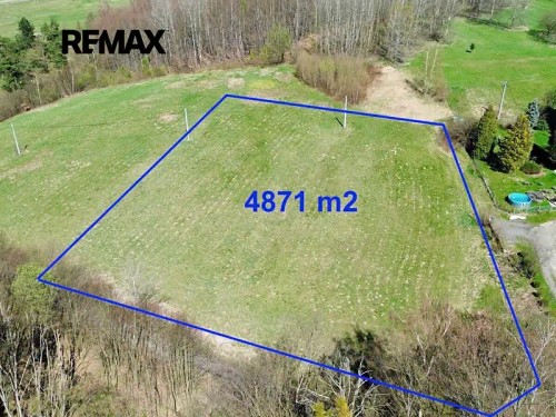 Prodej stavebního pozemku 4871 m²