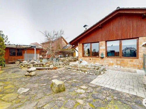 Prodej domu 573 m², pozemek 1944 m²