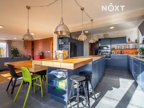 Prodej domu 348 m², pozemek 943 m²