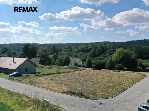 Prodej stavebního pozemku 1416 m²