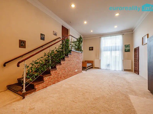 Prodej domu 274 m², pozemek 627 m²