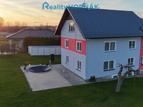 Prodej domu 360 m², pozemek 2030 m²