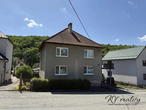 Prodej domu 232 m², pozemek 1263 m²