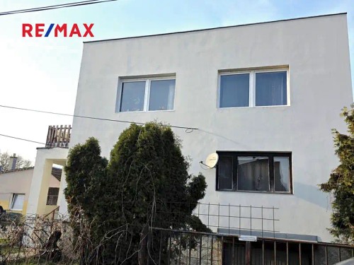 Prodej domu 343 m², pozemek 800 m²