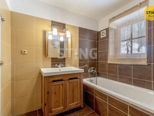 Prodej domu 294 m², pozemek 12607 m²