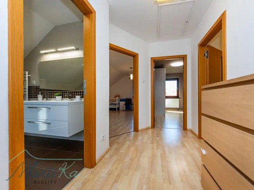 Prodej domu 216 m², pozemek 896 m²