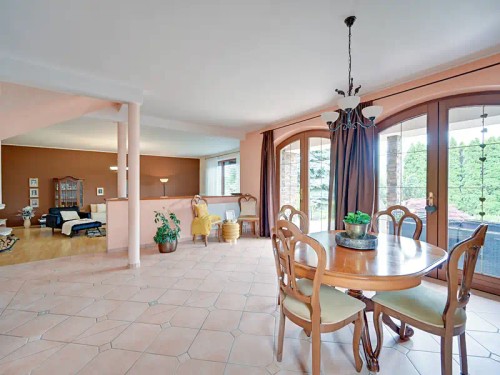 Prodej domu 325 m², pozemek 594 m²