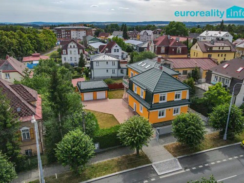 Prodej domu 420 m², pozemek 633 m²