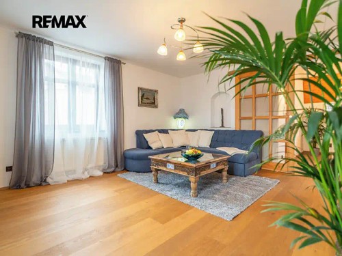 Prodej domu 296 m², pozemek 349 m²