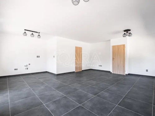 Prodej domu 235 m², pozemek 2916 m²